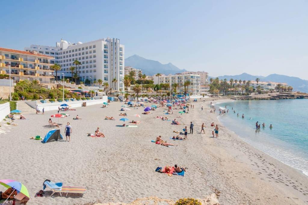 Acapulco Playa -Nerja Apartment Екстериор снимка