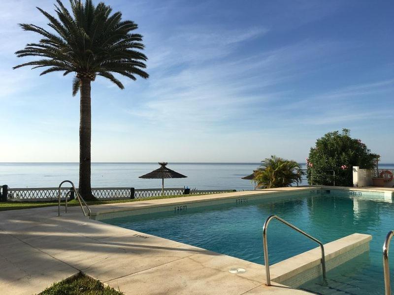 Acapulco Playa -Nerja Apartment Екстериор снимка
